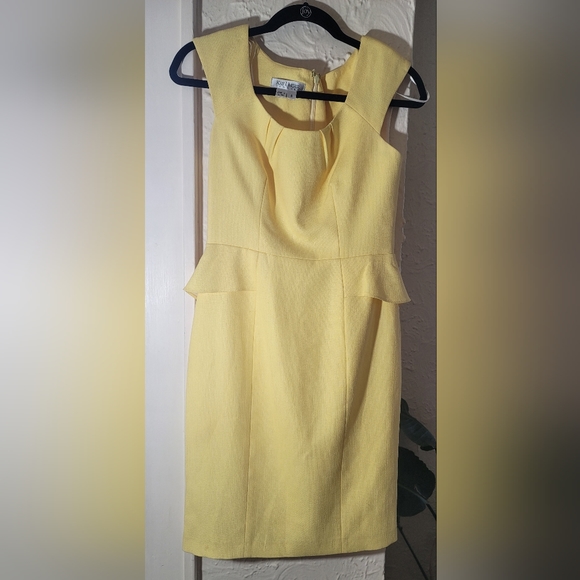 Kay Unger dress, Yellow,Size 4 - Picture 3 of 5